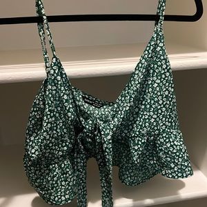 Green floral top
